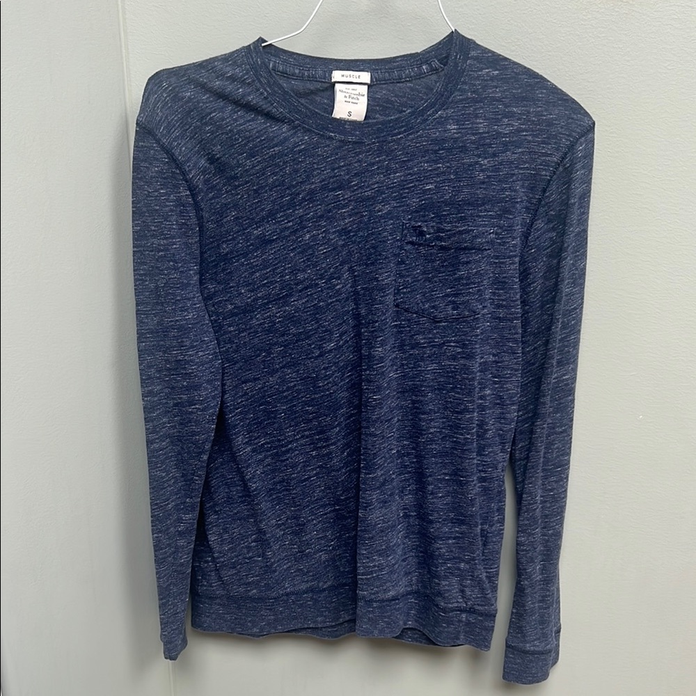 Abercrombie & Fitch Blue Crewneck Shirt